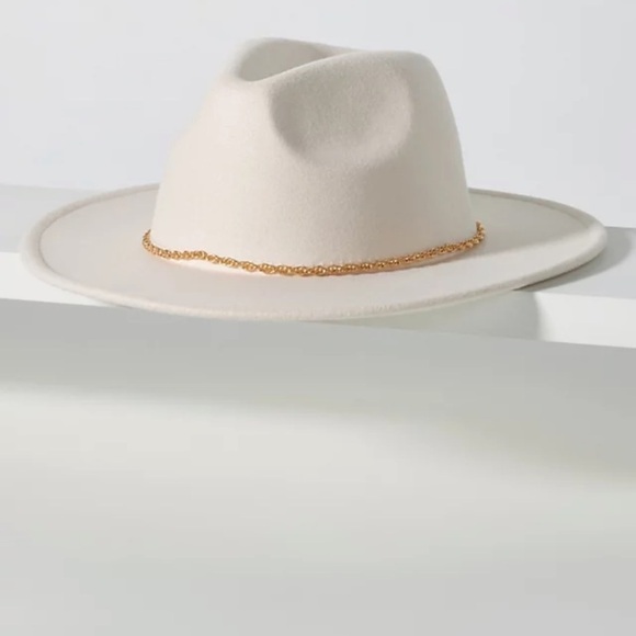 Anthropologie gold link trimmer ivory hat one size new